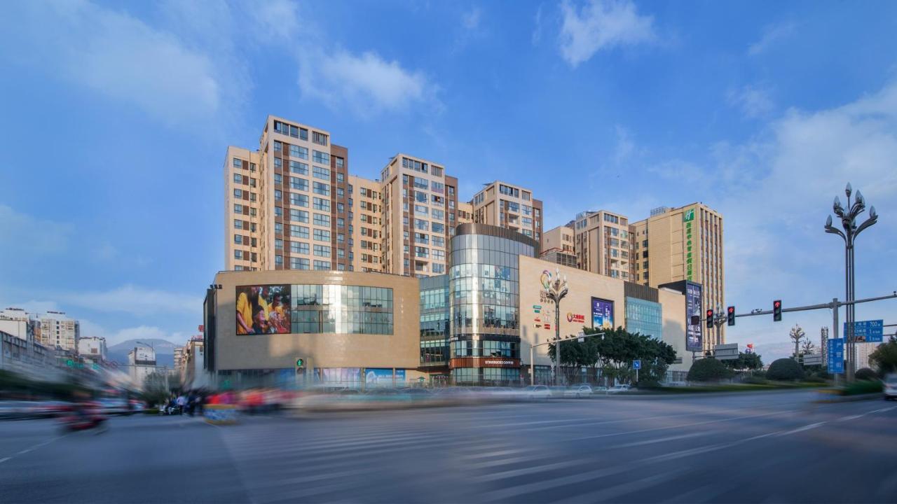 西昌中心智选假日酒店 外观 照片